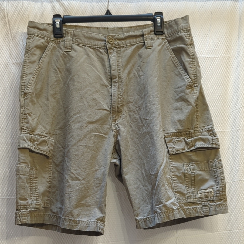 Men's Wrangler Cargo Shorts
